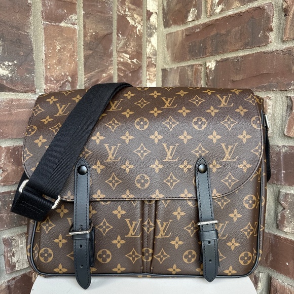 Louis Vuitton Christopher Messenger Bag Macassar Monogram Canvas - Picture 1 of 9